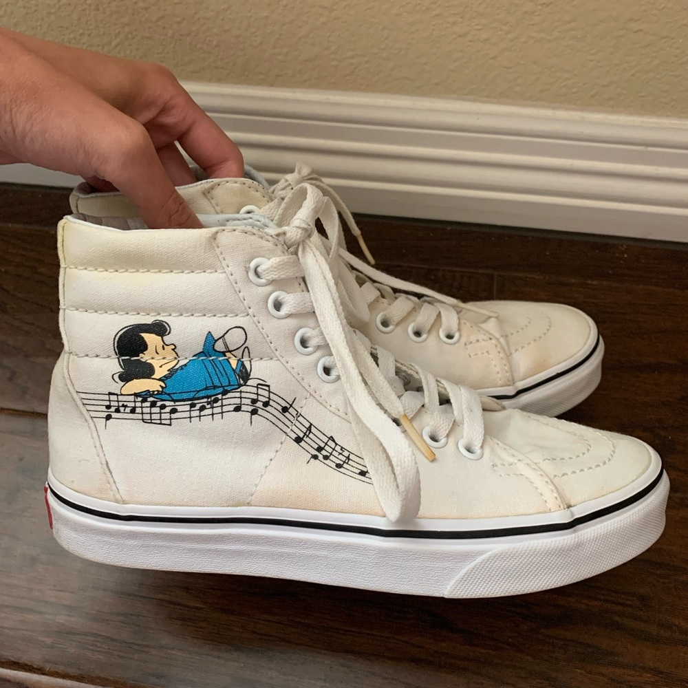 LIMITED EDITION Peanuts Music Sk8-Hi Vans